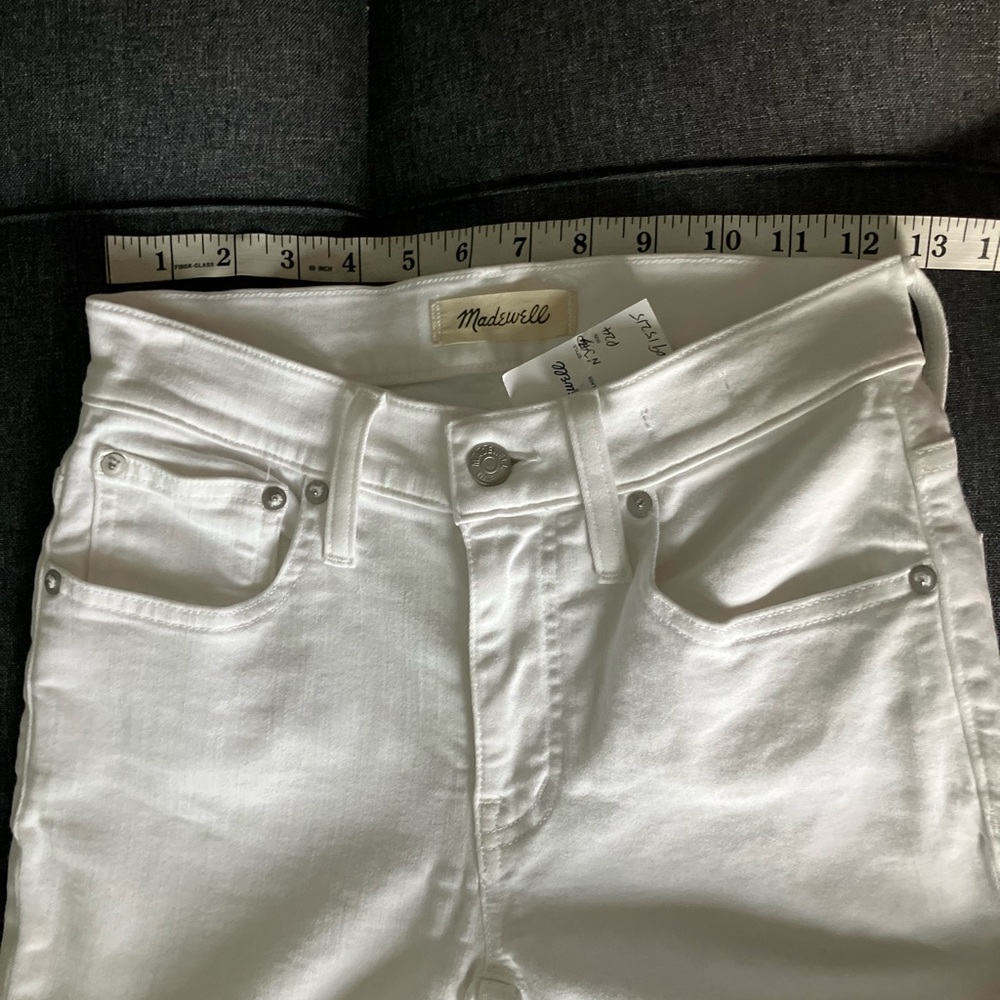 MADEWELL White Mid Rise Kickout Crop Jeans Size 24P - Picture 11 of 16